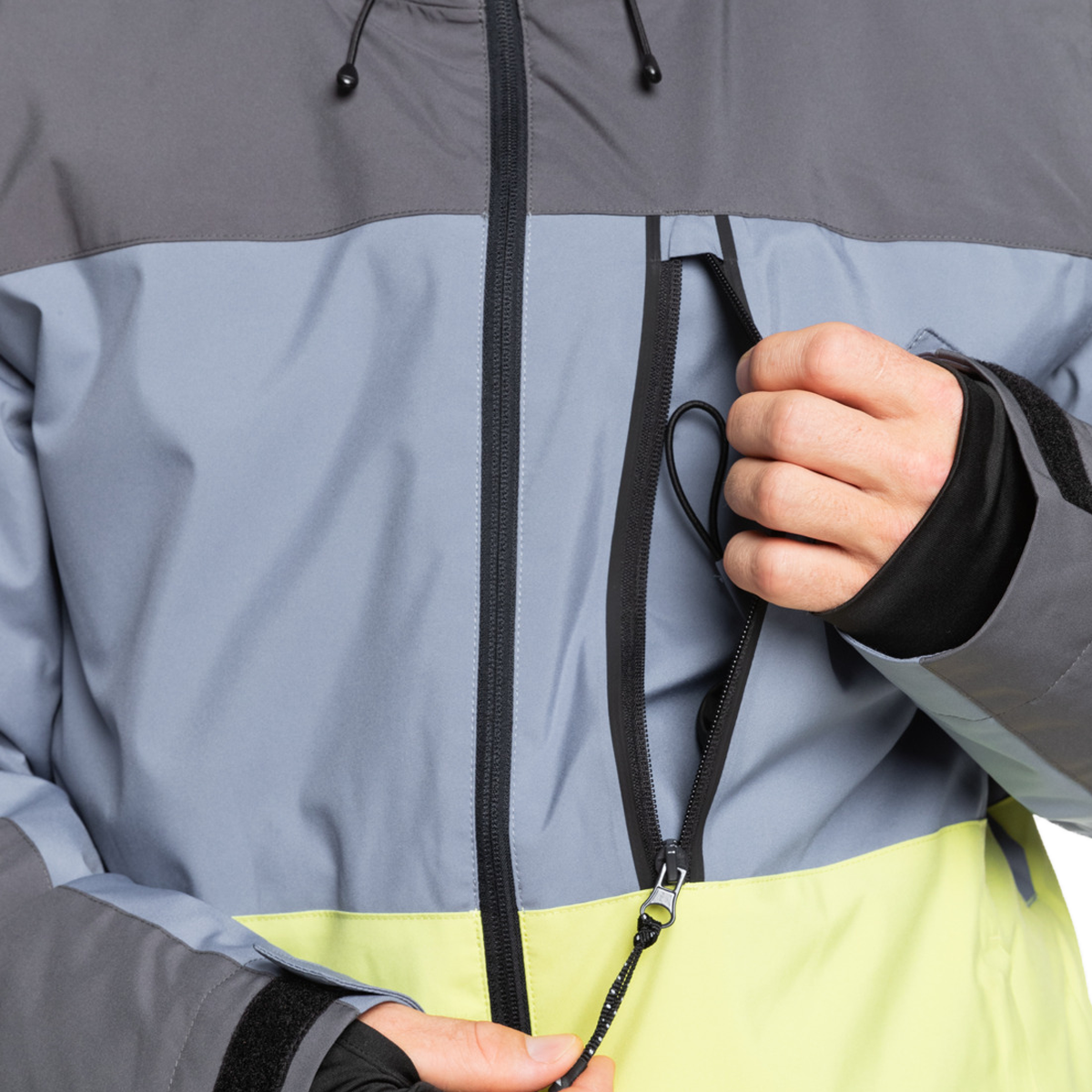 Quiksilver Men's Sycamore Jacket chest pocket