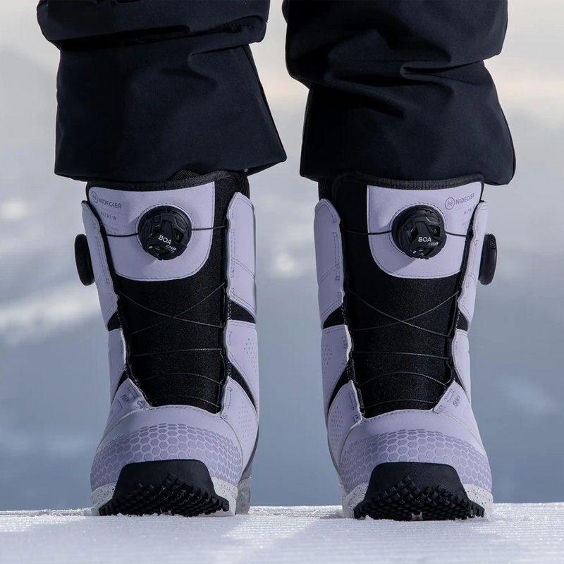 Women's Altai, Nidecker Women's Altai on feet cuffs up