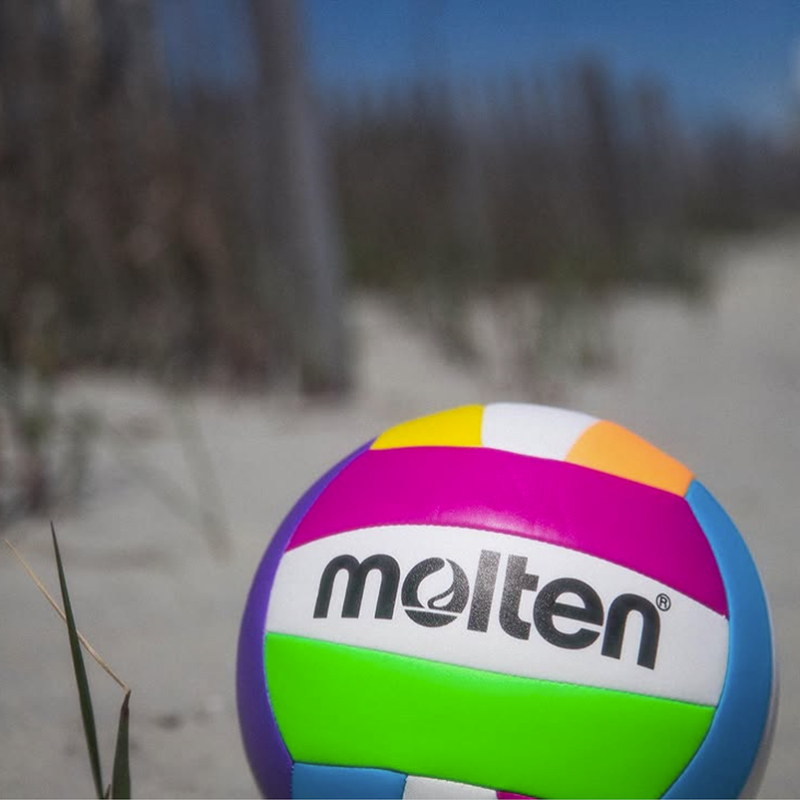 MS500 Recreational Volleyball, Molten MS500 Recreational Volleyball on beach
