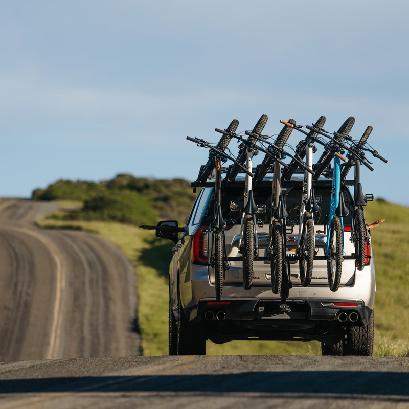ReVert 6-bike, Thule ReVert 6-bike on suv