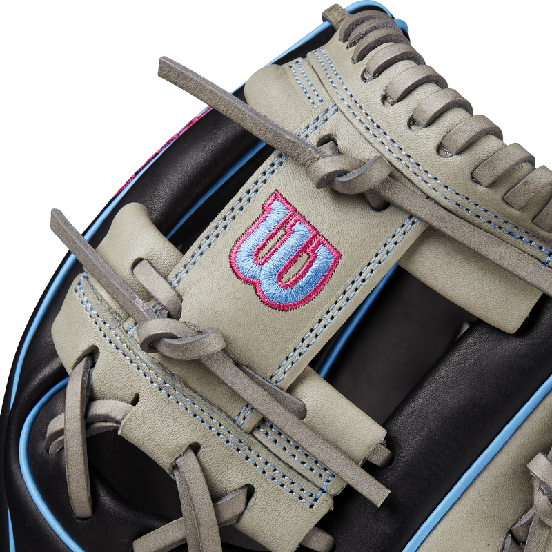 A1000 DP15 Infield - 11.5" H-Web, Wilson A1000 DP15 IF - 11.5" H-Web 2025 detail webbing