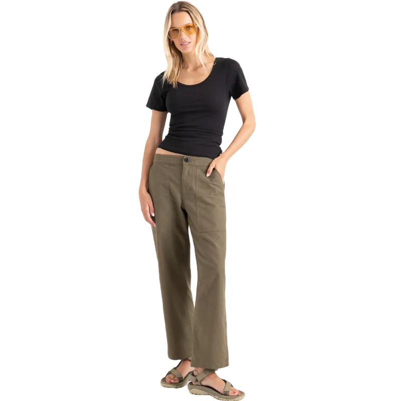 Women's Wind Worn Tee, Roark Women's Wind Worn Tee in BLK Black front full length