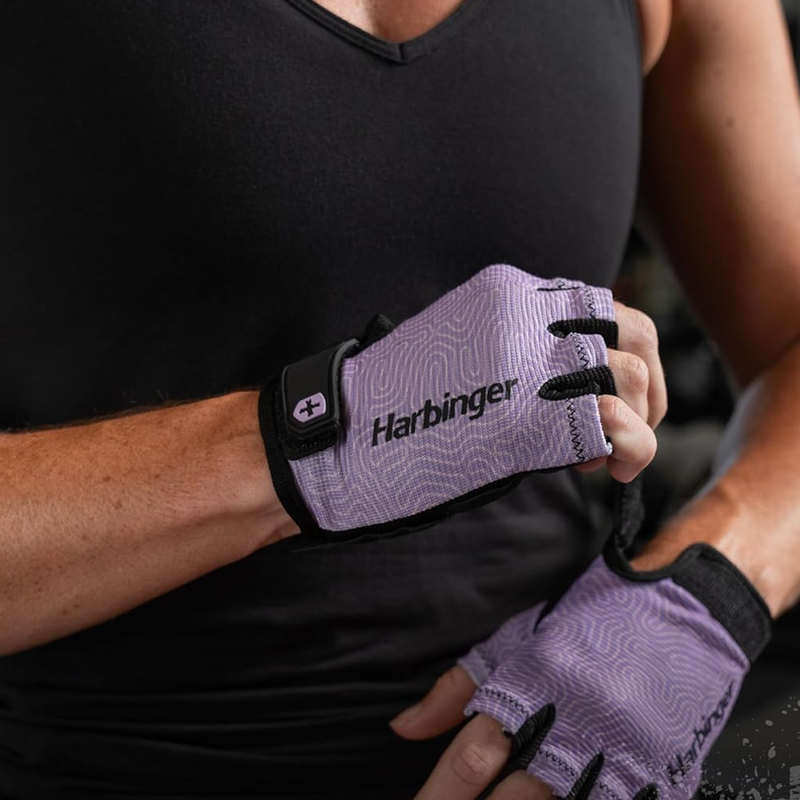 Women's Power Gloves 3.0, Harbinger Women's Power Gloves 3.0 on hand