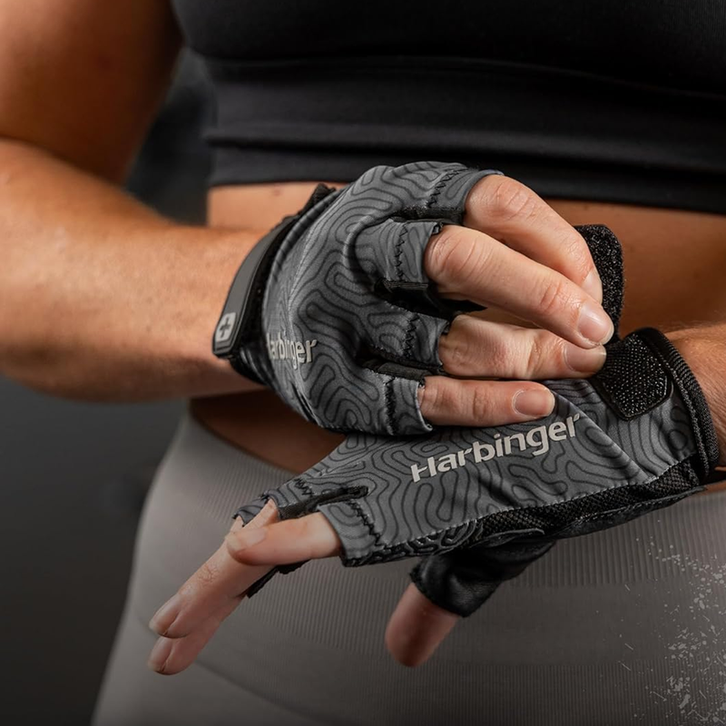 Women's Pro Gloves 3.0, Harbinger Women's Pro Gloves 3.0 features on hands