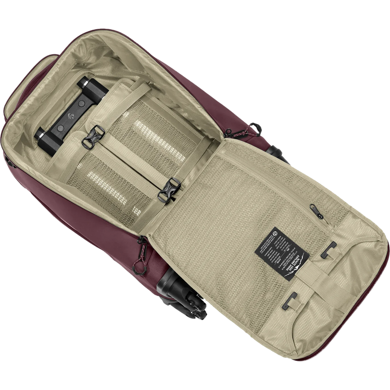 Tarmac XE 4-Wheel 22" Carry-On, Eagle Creek Tarmac XE 4-Wheel 22" Carry-On interior