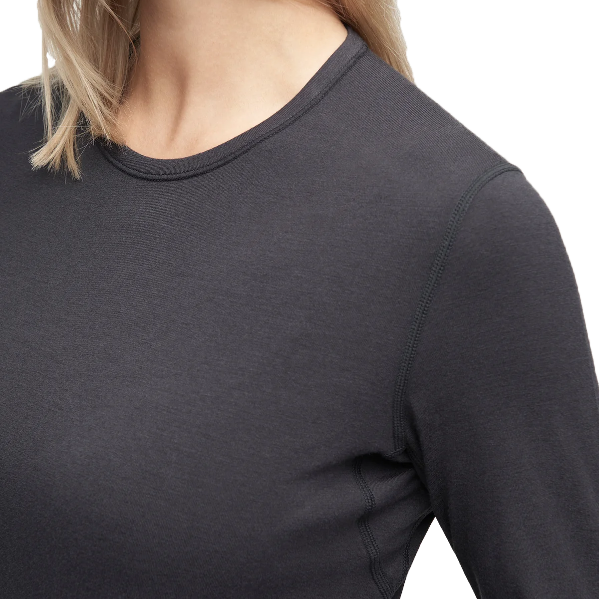 Le Bent Women's Core Midweight Crew collar