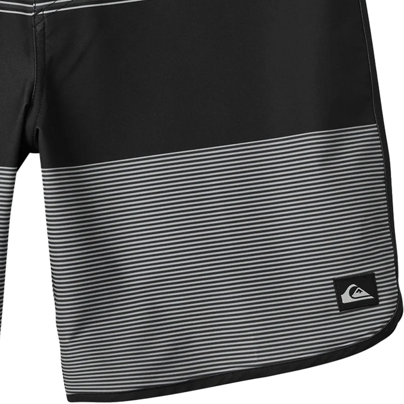 Men's Surfsilk Tijuana 19", Quiksilver Men's Surfsilk Tijuana 19" Front Logo