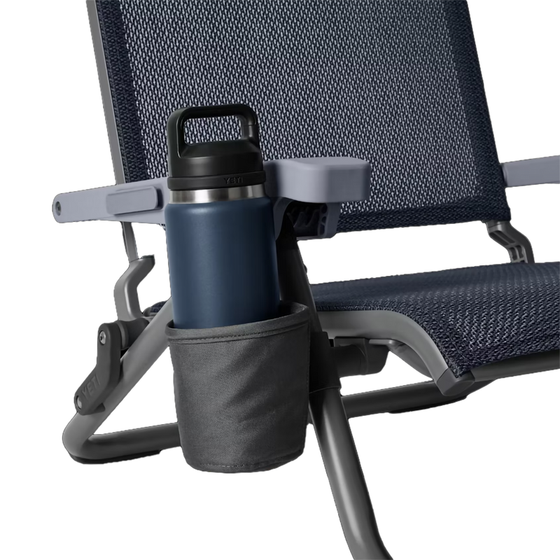 Hondo Beach Chair, Yeti Hondo Beach Chair in Navy cup holder
