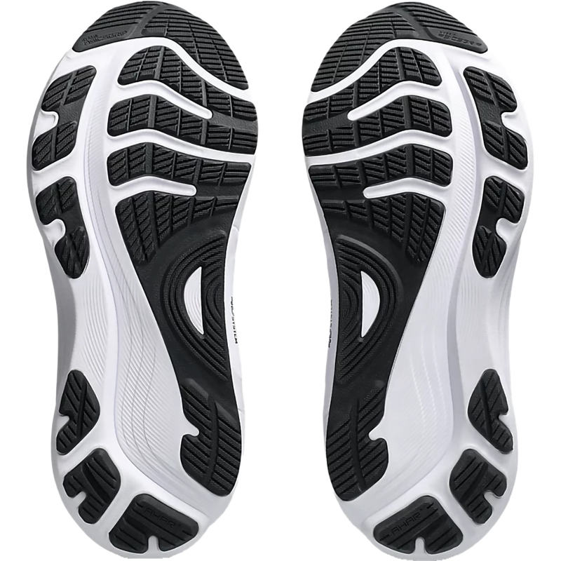 Men's Kayano 32, Asics Kayano 32 in 002 Black/White pair bottom