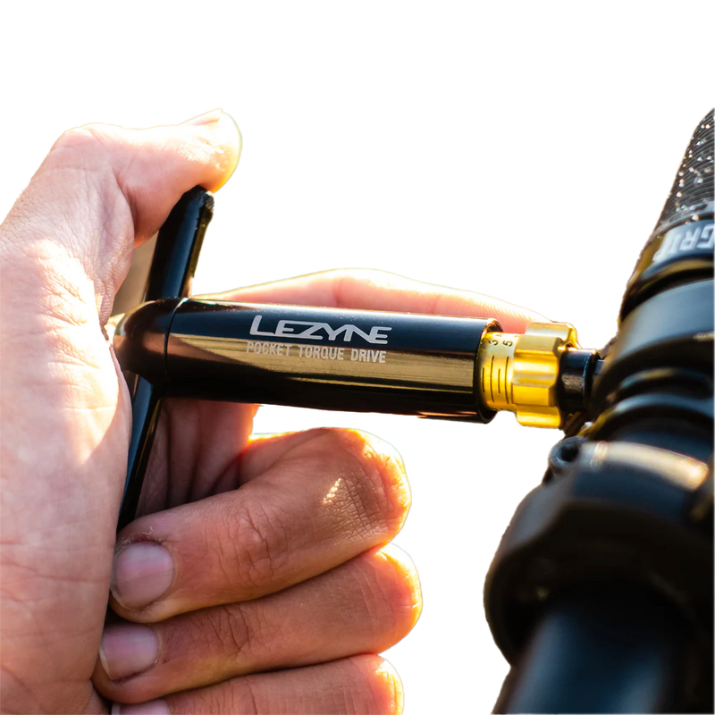 Pocket Torque Drive, Lezyne Pocket Torque Drive in use with model