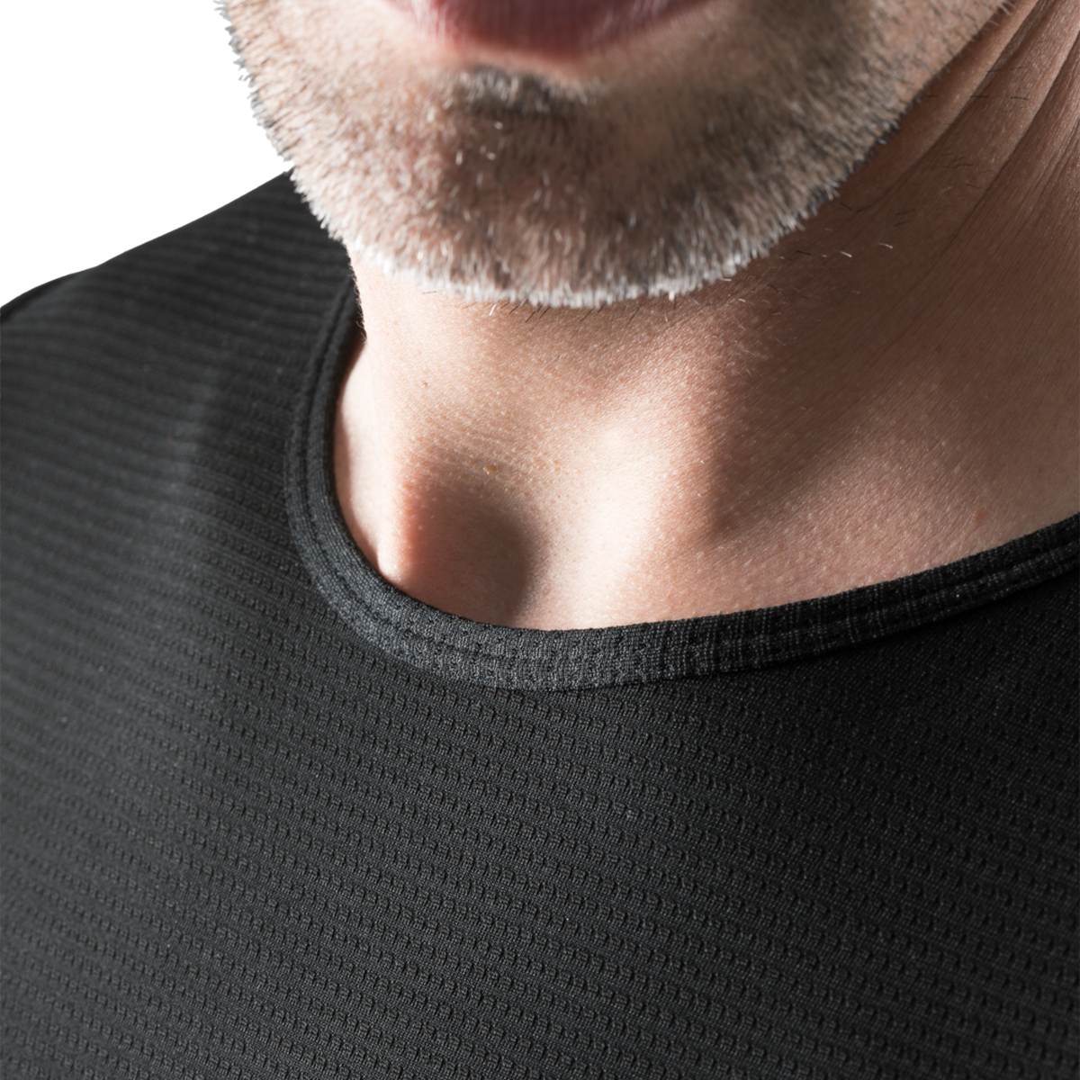 Gore Bike Wear Men's Base Layer Sleeveless Shirt collar detail