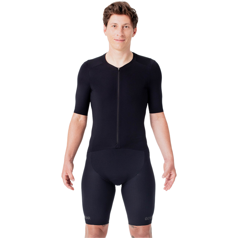 Men's Distance Jersey, Gore Bike Wear Men's Distance Jersey in Black on model front