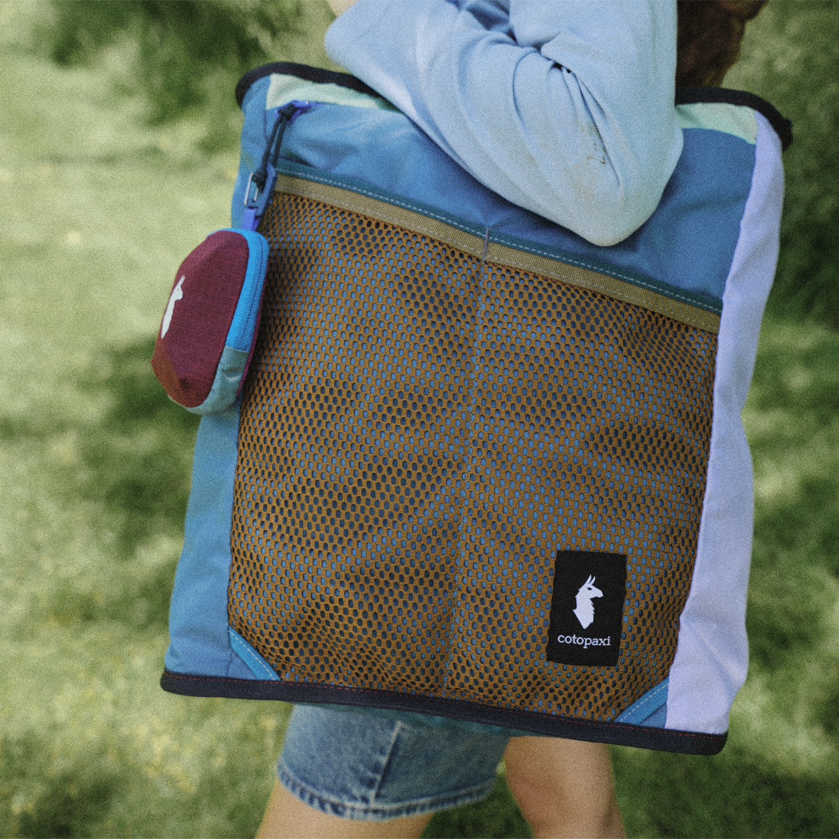 Todo 22L Convertible Tote alternate view