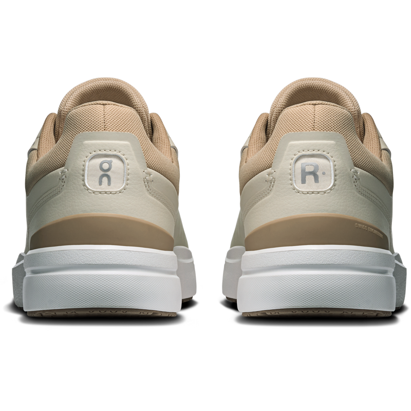 Men's The Roger Advantage, On Men's The Roger Advantage in Sand/Grain pair rear