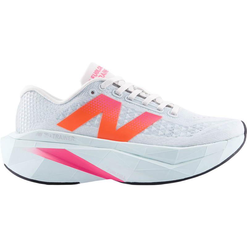 Women's FuelCell SuperComp Trainer v3, Featured Image