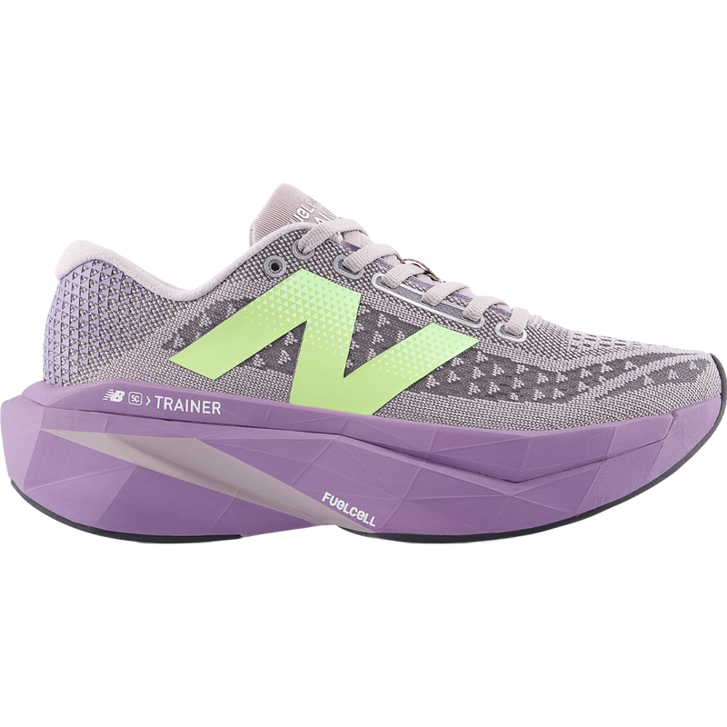 Women's FuelCell SuperComp Trainer v3, Featured Image