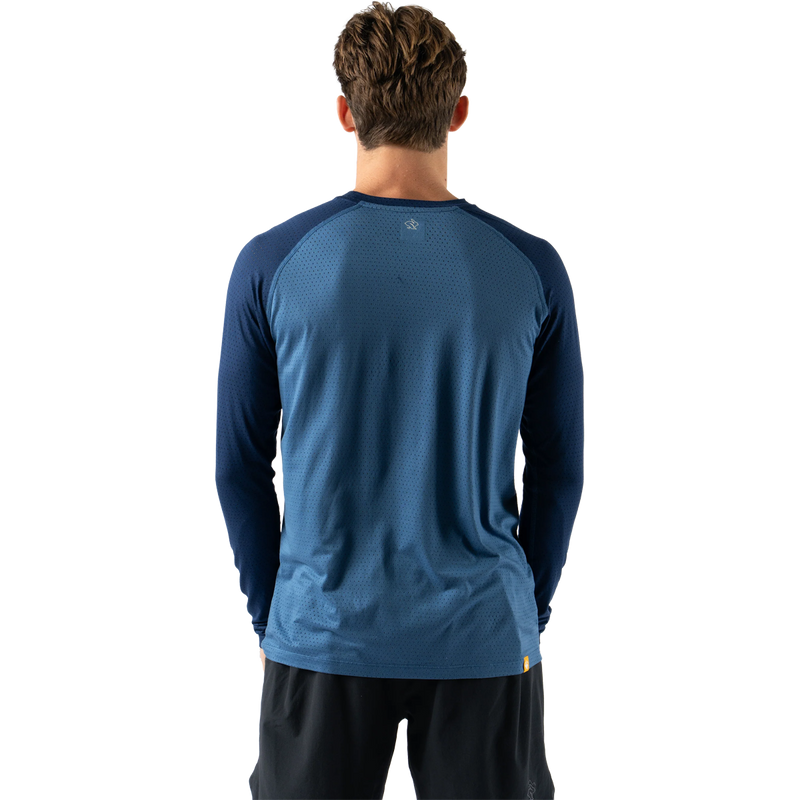 Men's EZ Tee Perf Long Sleeve, Rabbit Men's EZ tee perf LS back