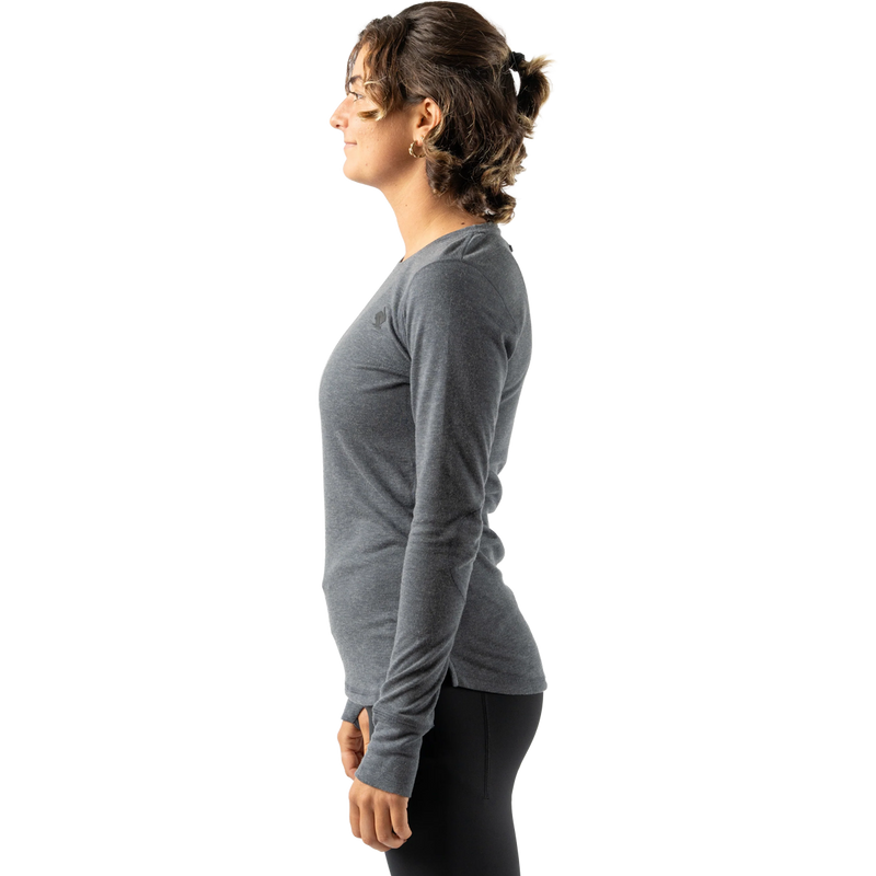 Women's Outrun Crew, Rabbit Women's Outrun Crew side