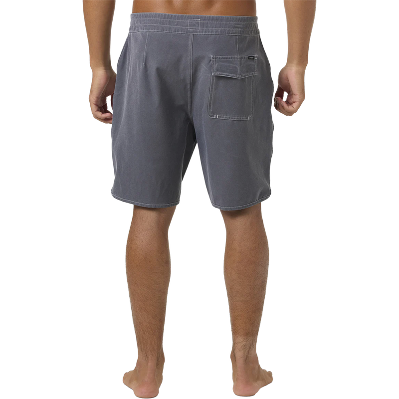 Men's OG Pigment Scallop 18", O'Neill Men's OG Pigment Scallop 18" PHN-Phantom on model back