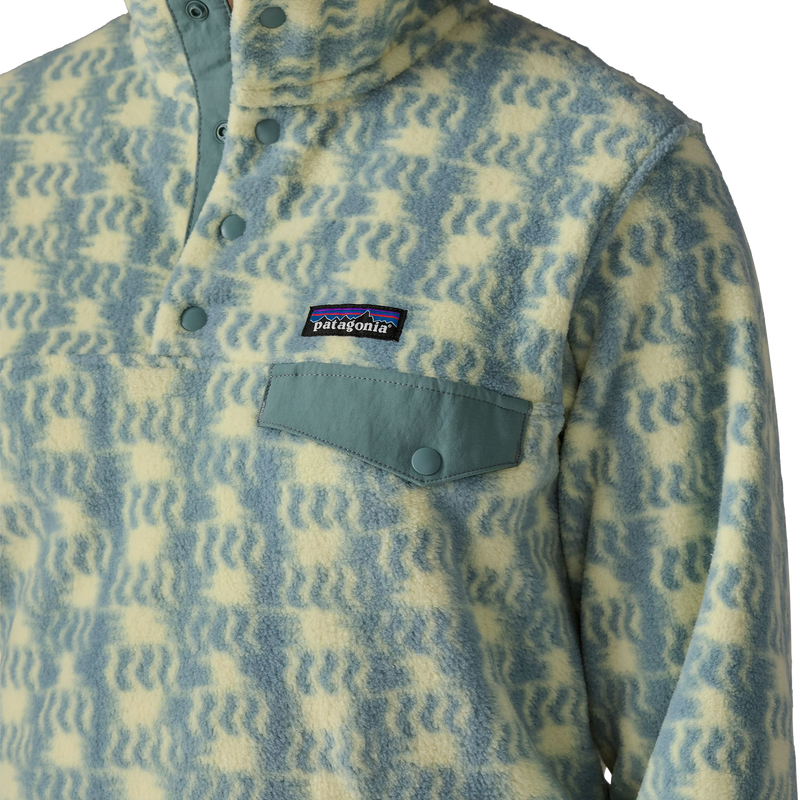 Women's Lightweight Synchilla Snap-T Pull Over, Patagonia Women's Lightweight Synchilla Snap T Pullover chest pocket