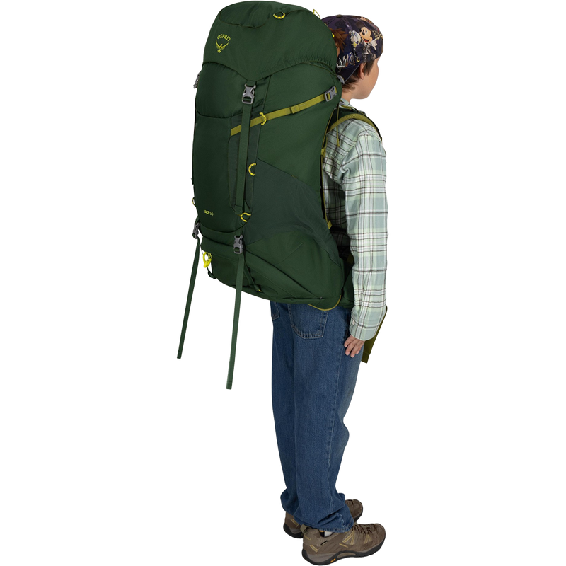 Youth Ace 50, Osprey Youth Ace 50 in Green Canopy/Matcha Green on model back