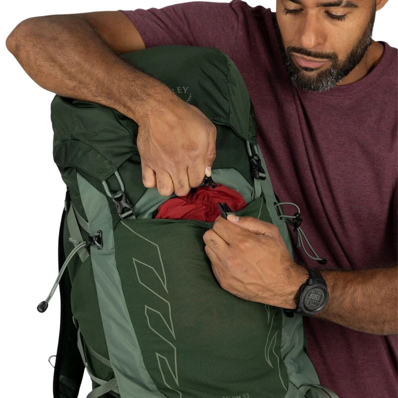 Talon 33, Osprey Talon 33 front storage