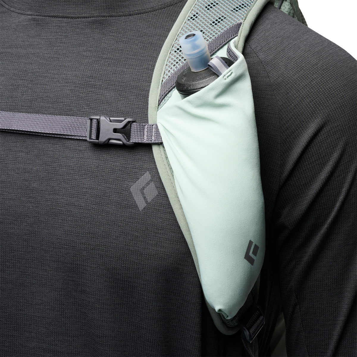 Trail Vista 20 Backpack alternate view