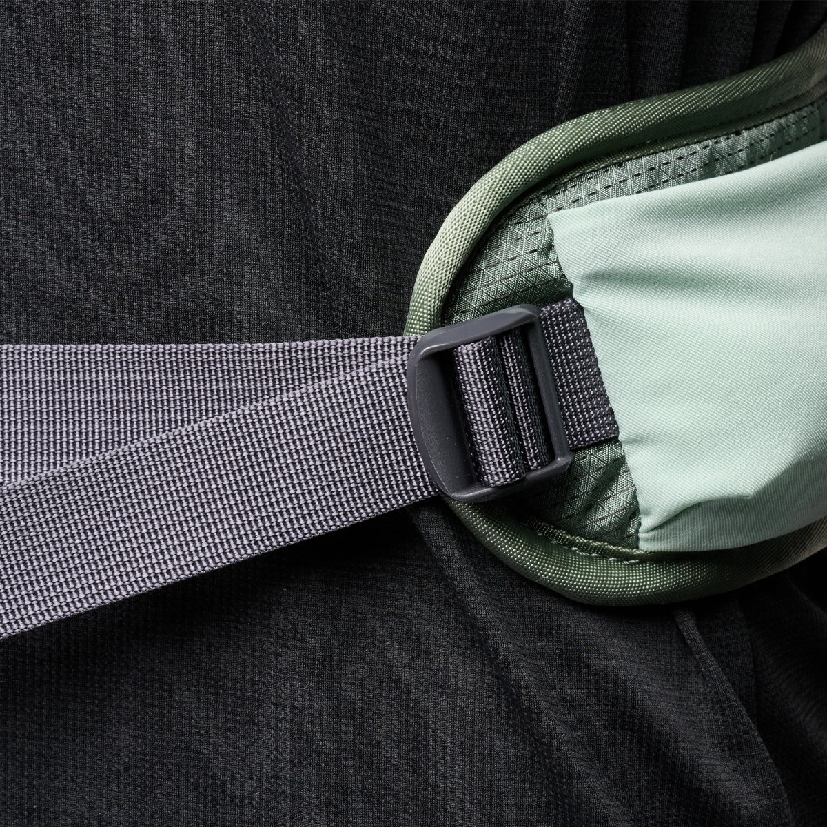 Trail Vista 20 Backpack alternate view