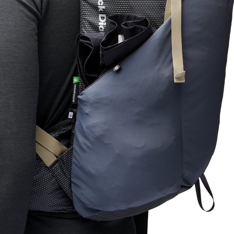 Trail Vista 28 Backpack, Black Diamond Trail Vista 28 Backpack side pocket