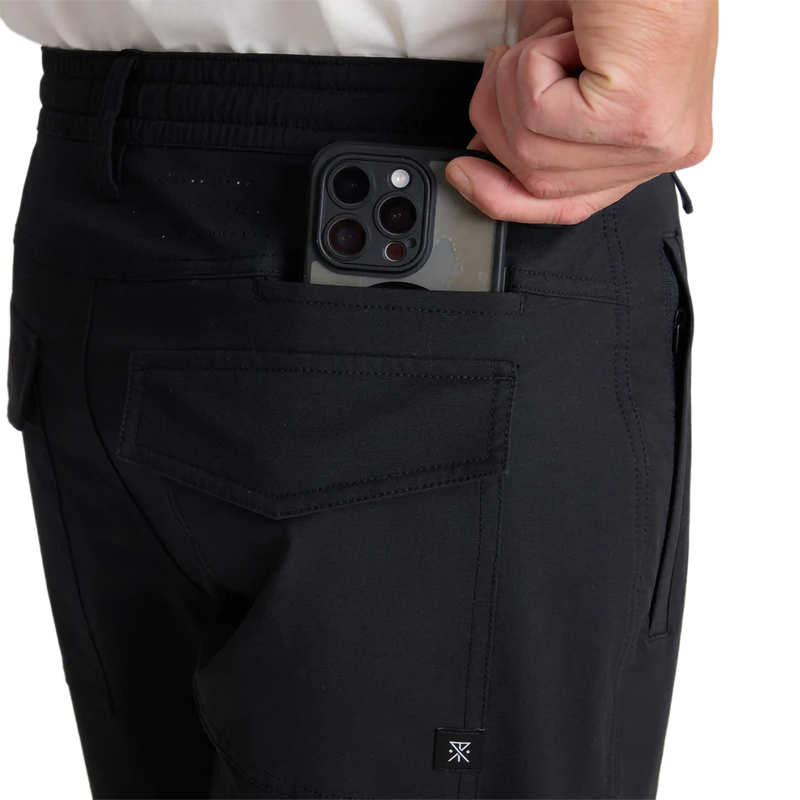 Men's Layover Traveler Plus, Roark Men's Layover Traveler Plus in BLK Black back right pocket