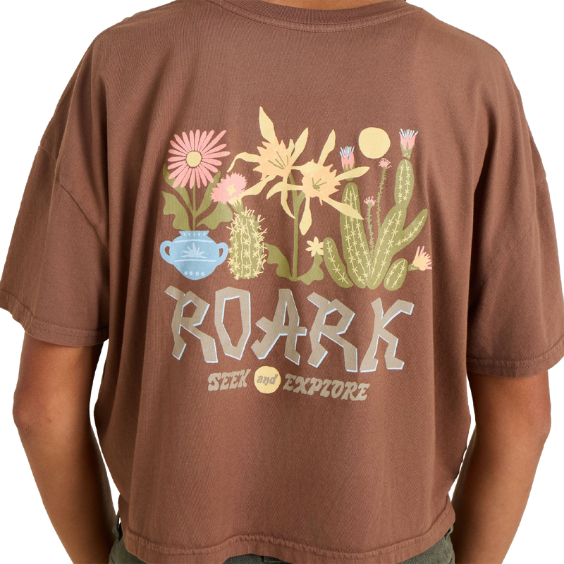 Women's Garden Seek Boxy Crop, Roark Women's Garden Seek Boxy Crop Back Logo