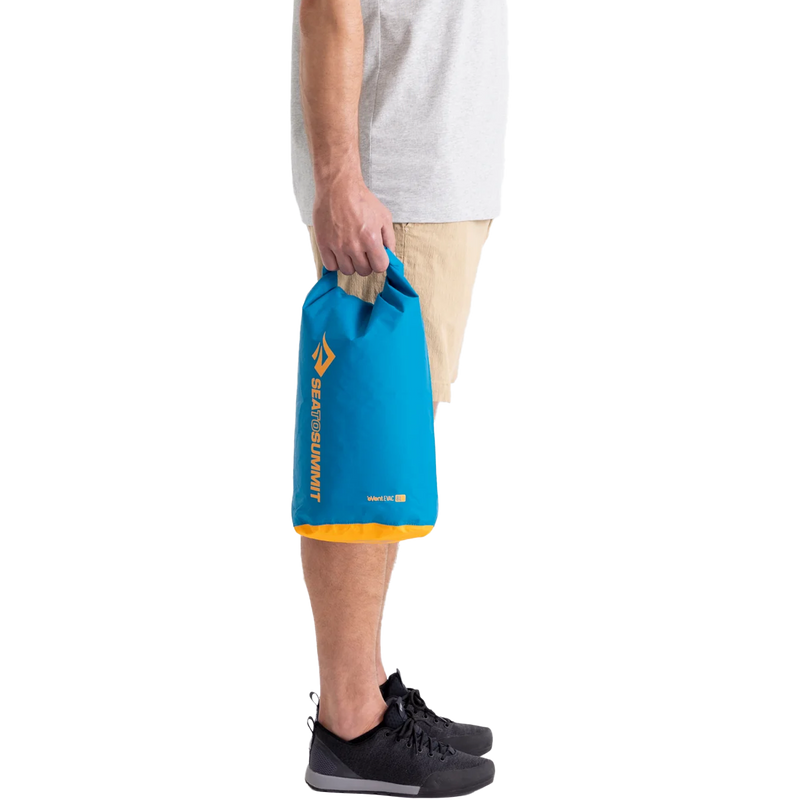 Evac Lightweight Dry Bag 8L, Sea to Summit Evac Lightweight Dry Bag 8L in hand