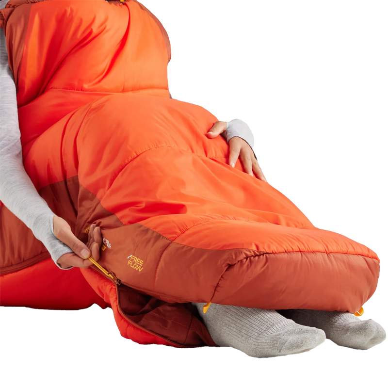 Women's Hamelin 15F Long, Sea to Summit Women's Hamelin 15F in Spicy Orange footbox zipper