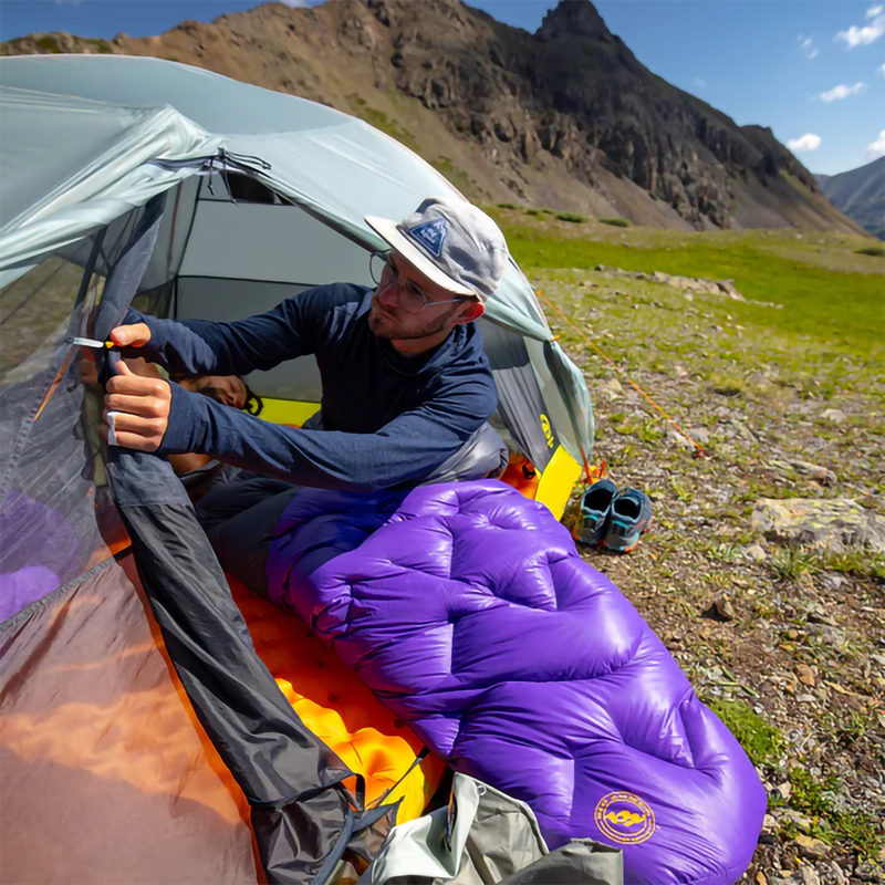 Fly Creek UL 25 - Long, Big Agnes Fly Creek UL 25 in Asphalt/Royal Purple with model action
