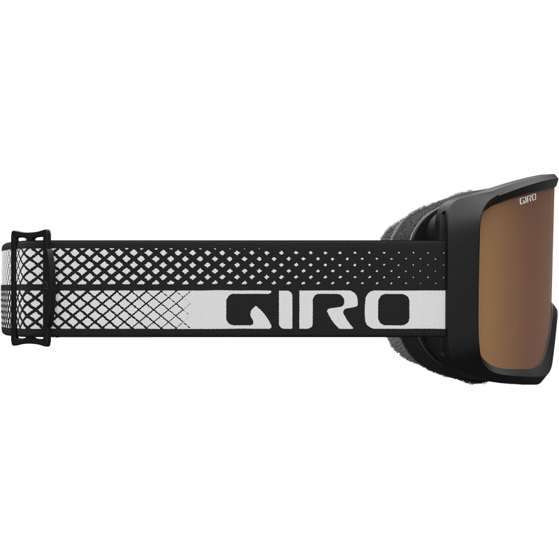 Sagen Low Bridge Fit, Giro Sagen Low Bridge Fit right side