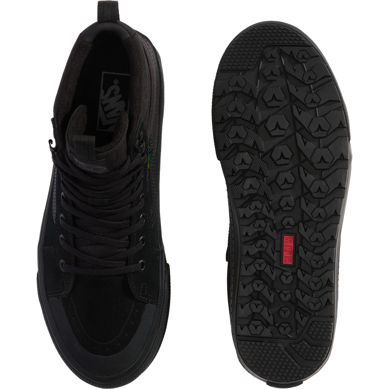 Men's MTE Sk8-Hi Waterproof Insulated, Vans Men's MTE Sk8-Hi Waterproof Insulated Pair Top and Bottom