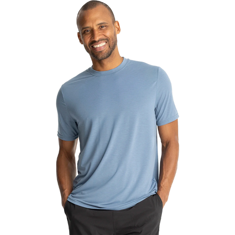 Men's Elevate Lightweight Tee, Featured Image