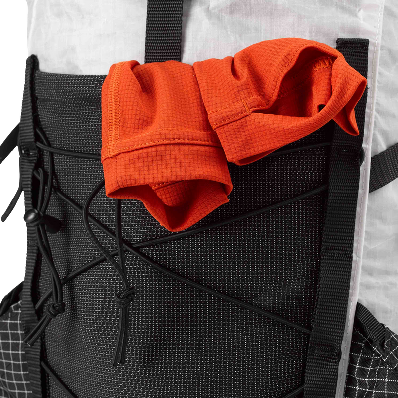 Elevate 22, Hyperlite Elevate 22 front pocket