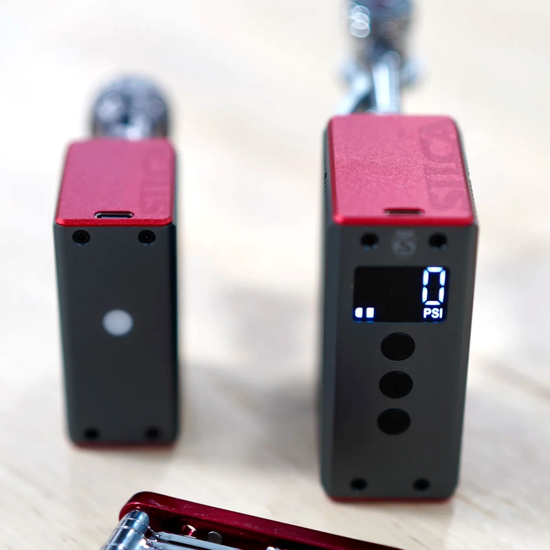 Elettrico Ultimate Inflator, Silca Elettrico Micro and Ultimate Inflators side by side