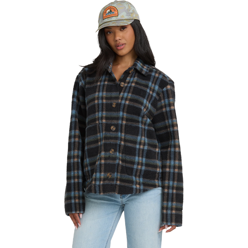 Women's Breezy Fleece Shacket, Featured Image
