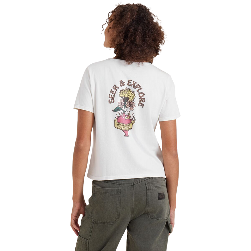 Women's Heart Vase Everyday Tee, Featured Image
