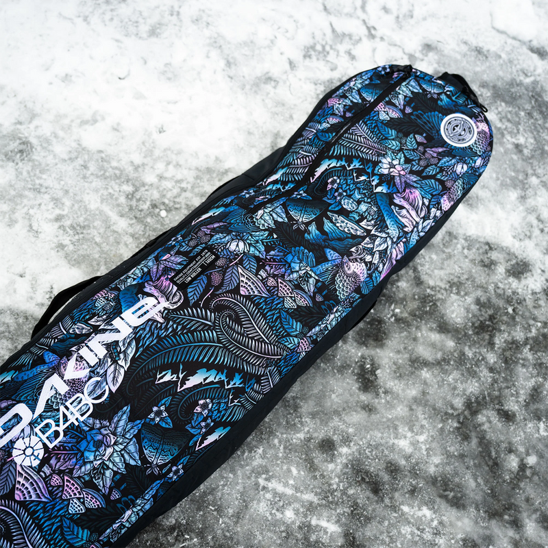 Low Roller Snowboard Bag X B4BC, DaKine Low Roller Snowboard Bag X B4BC lifestyle