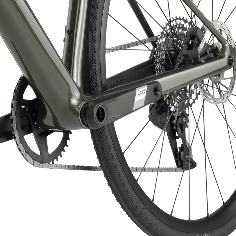 Roadmachine X THREE, BMC Roadmachine X Three close up crank