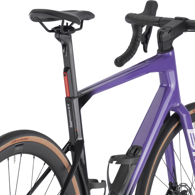 Roadmachine 01 X ONE, BMC Roadmachine 01 X ONE light