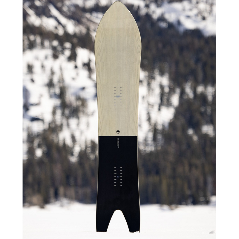 A-Frame, Arbor Snowboards A-Frame in snow