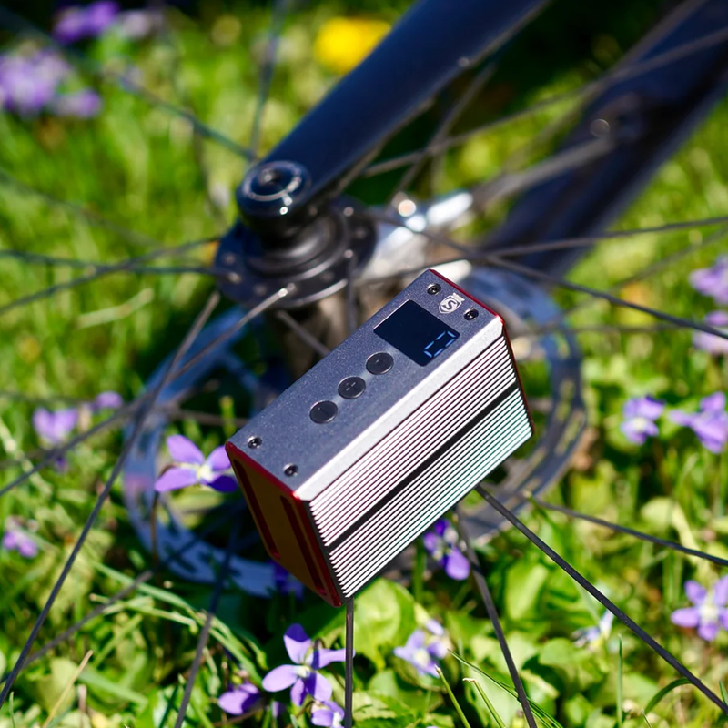 Elettrico Ultimate Inflator, Silca Elettrico Ultimate Inflator with bike