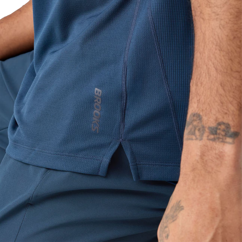 Men's Dash Short Sleeve, Brooks Men's Dash Short Sleeve Side Graphic