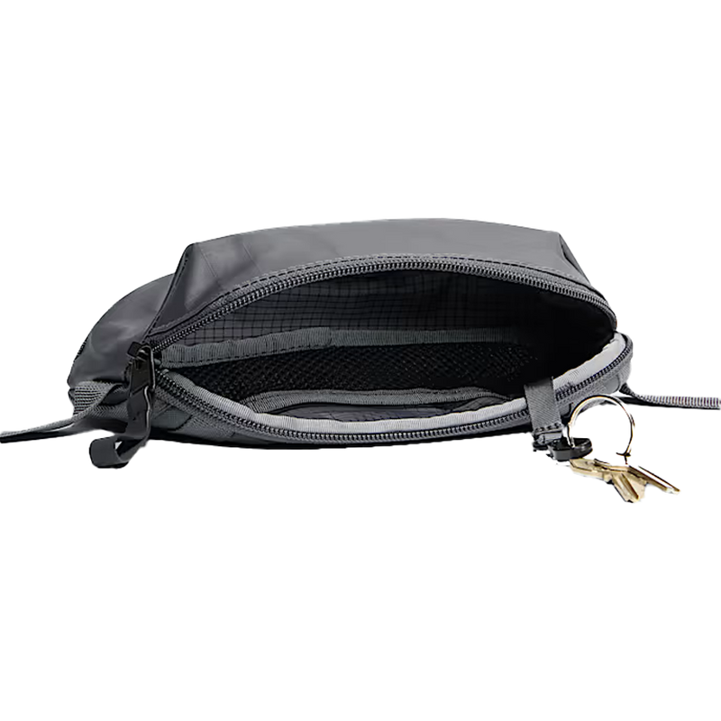 Base Camp Voyager Pro Travel Pouch, The North Face Base Camp Voyager Pro Travel Pouch Open