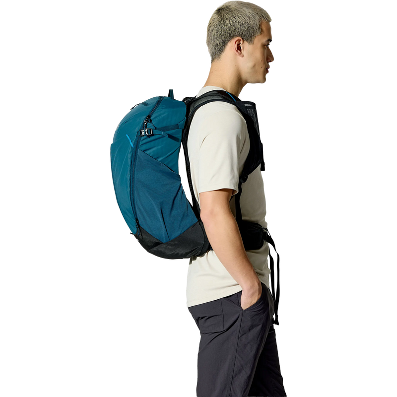 Airox 24, Rab Airox 24 in Tempest Blue on modle right