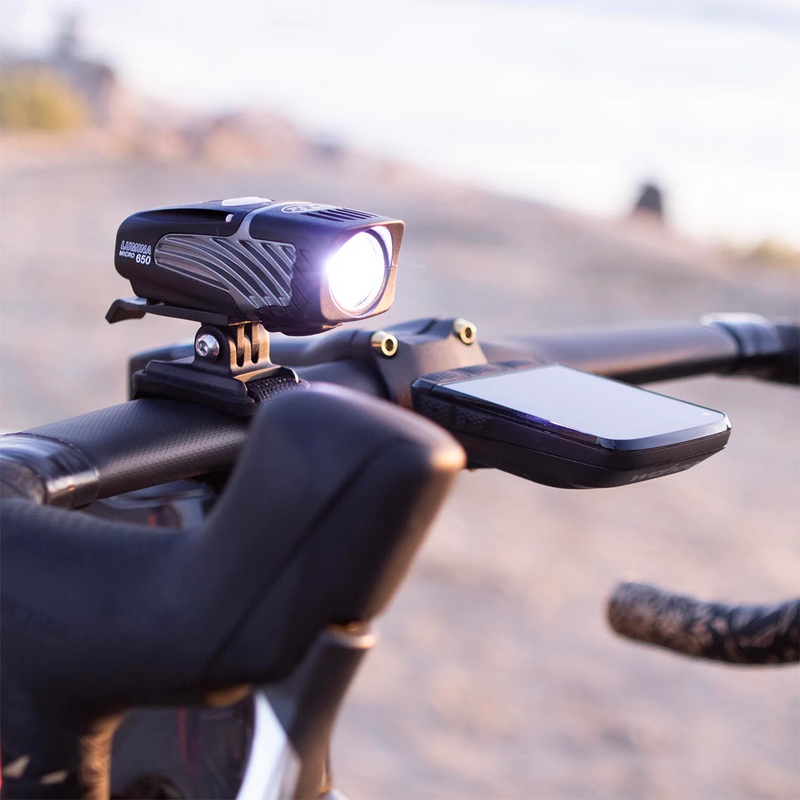 Aero Handlebar Mount Lumina/Mako Series, NiteRider Aero Handlebar Mount Lumina/Mako series on handlebar with Lumina 650
